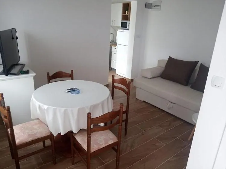Apartment Apartmani Sol Vlasici Pag Town