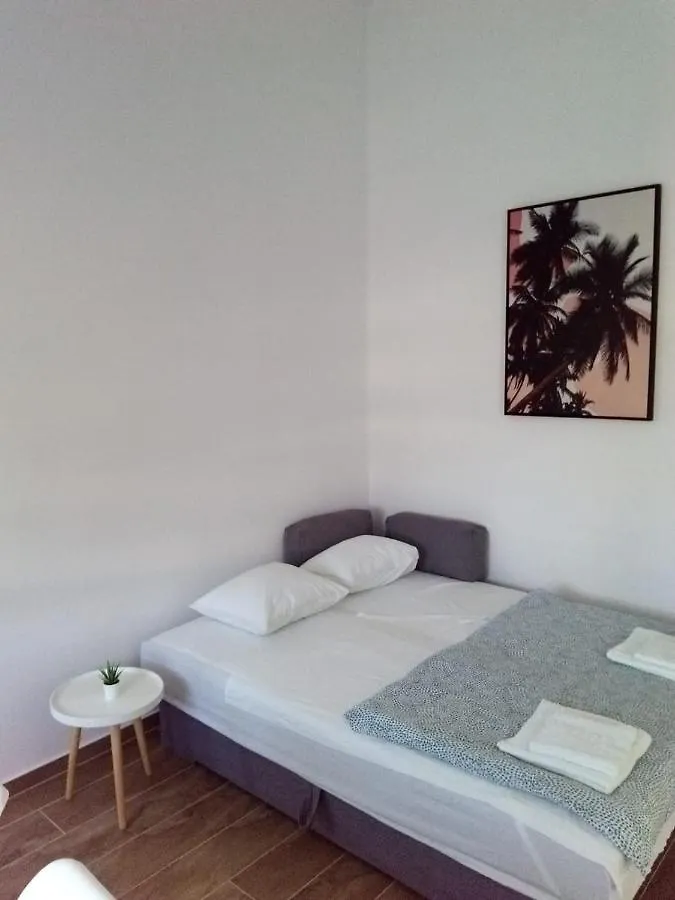 Apartment Apartmani Sol Vlasici Pag Town Croatia