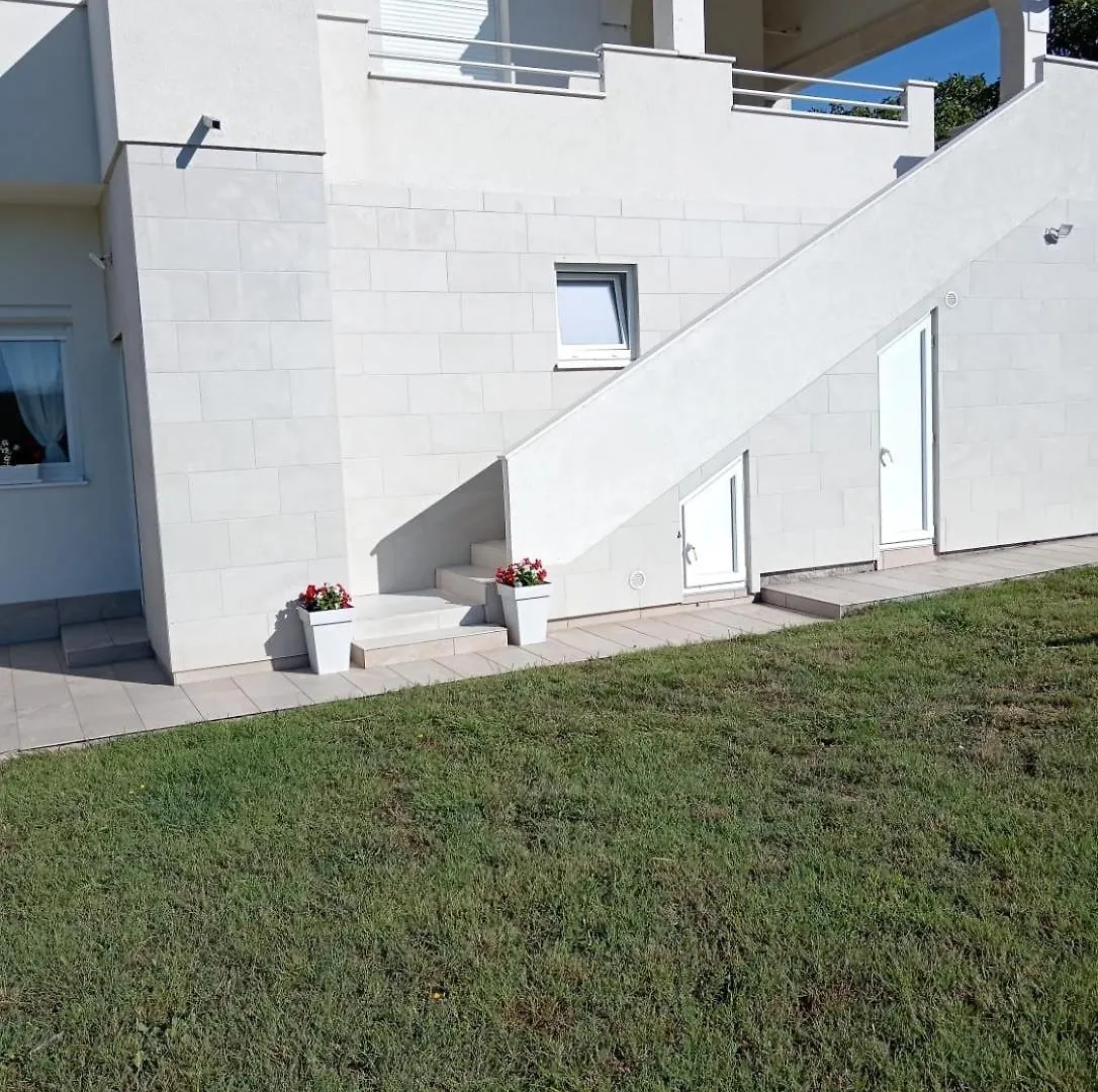 Apartmani Sol Vlasici Pag Town Croatia